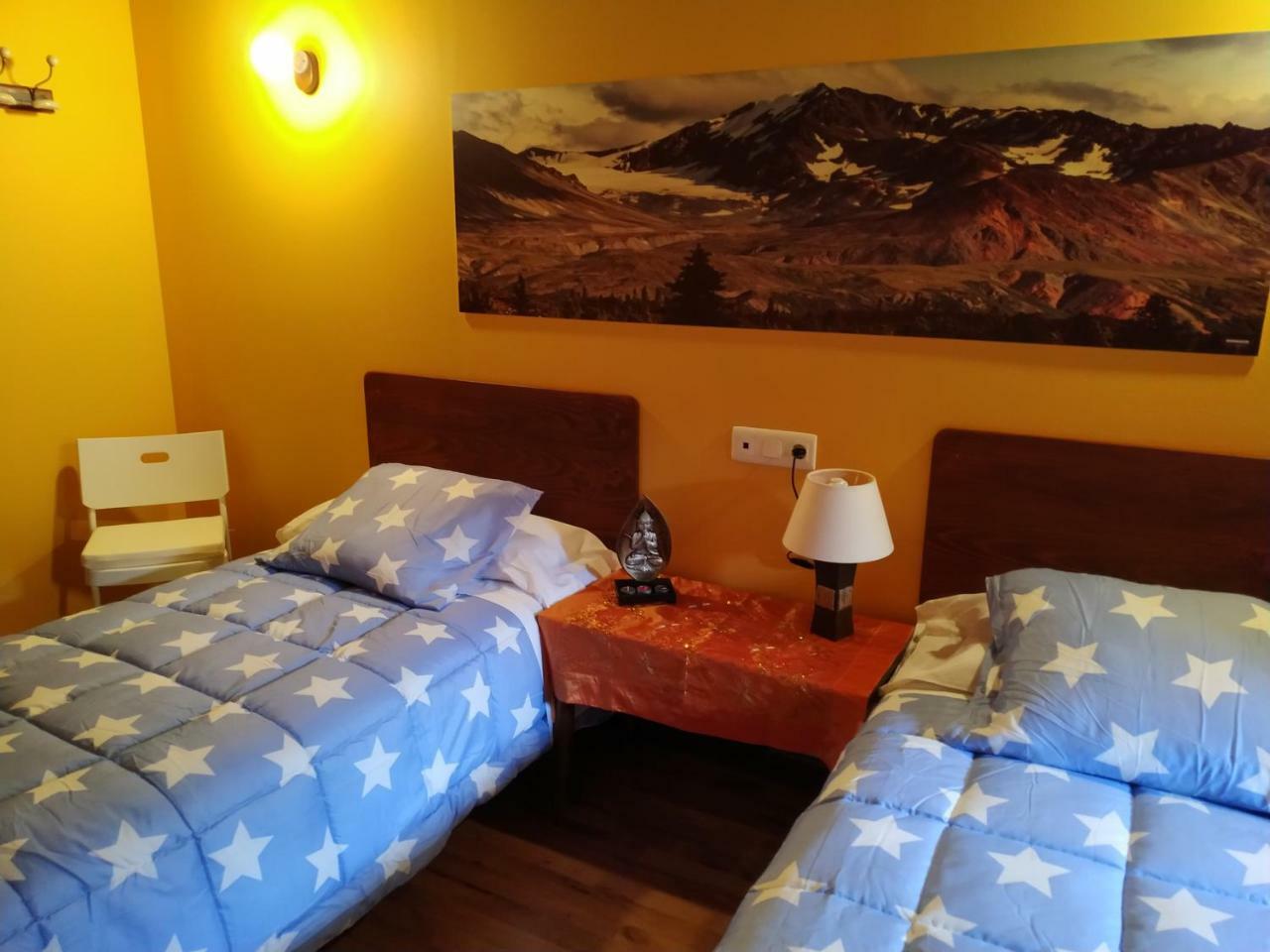El Interior De Gaia Guest House Arriondas Exterior photo